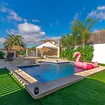 Aurora With Heated Pool