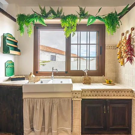 Aurora With Heated Pool Villa La Cisnera