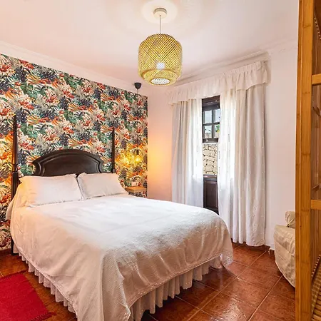 Aurora With Heated Pool Villa *