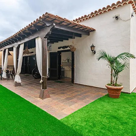 Villa Aurora With Heated Pool *