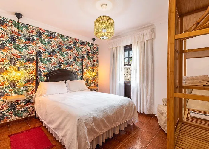 Villa Aurora With Heated Pool La Cisnera